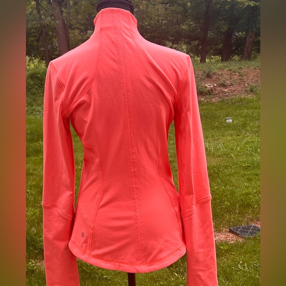LULULEMON ORANGE DEFINE JACKET SIZE MEDIUM - Picture 6 of 9